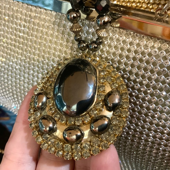 Exquisite VINTAGE GENUINE HEMATITE PENDANT STATEMENT NECKLACE- SWAROVSKI CRYSTAL - Picture 8 of 13